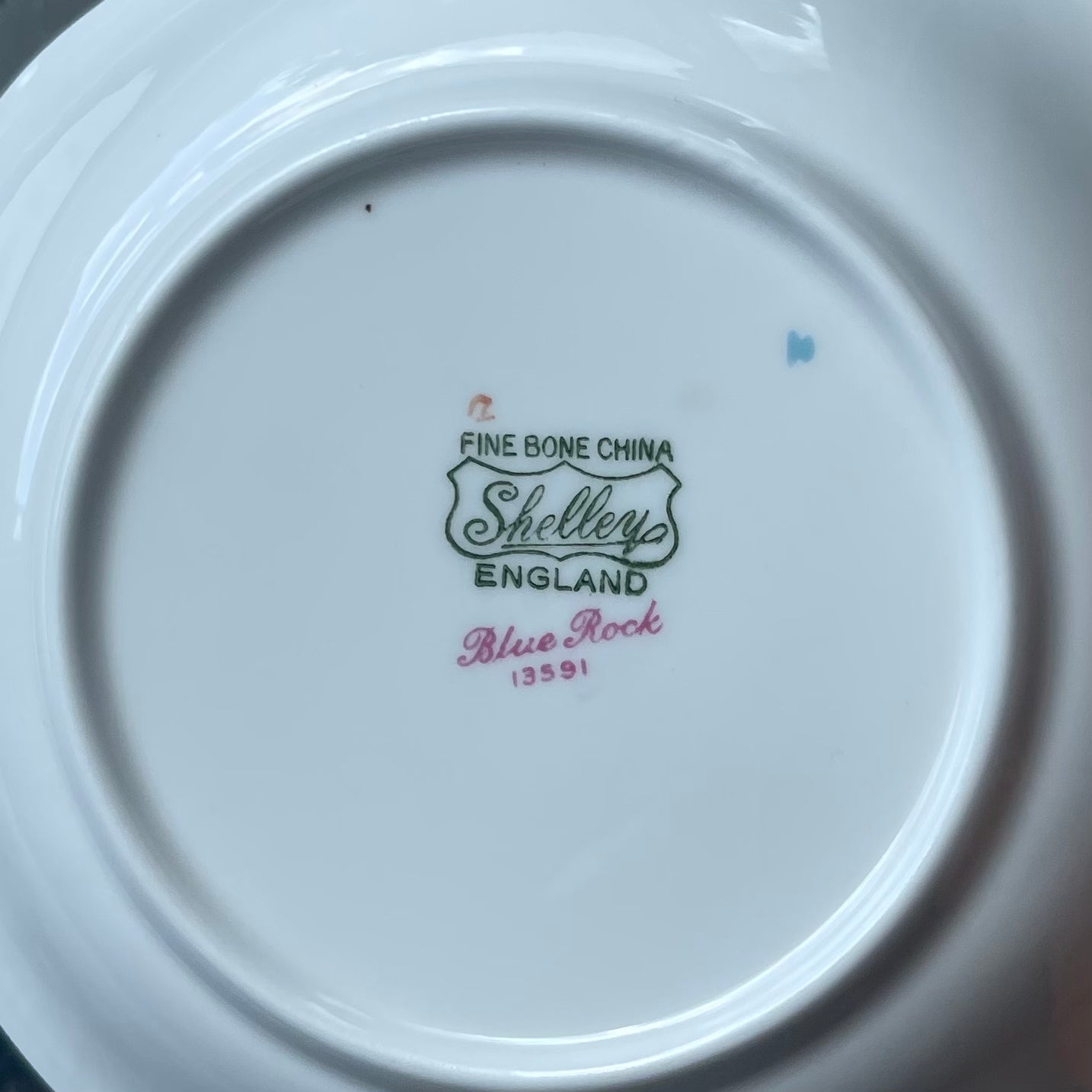 🏴シェリー ディンティーシェイプ ブルーロック 0.75パイントのティーポット、ティーカップトリオ、クリーマー、小ボウル セットまたは単品