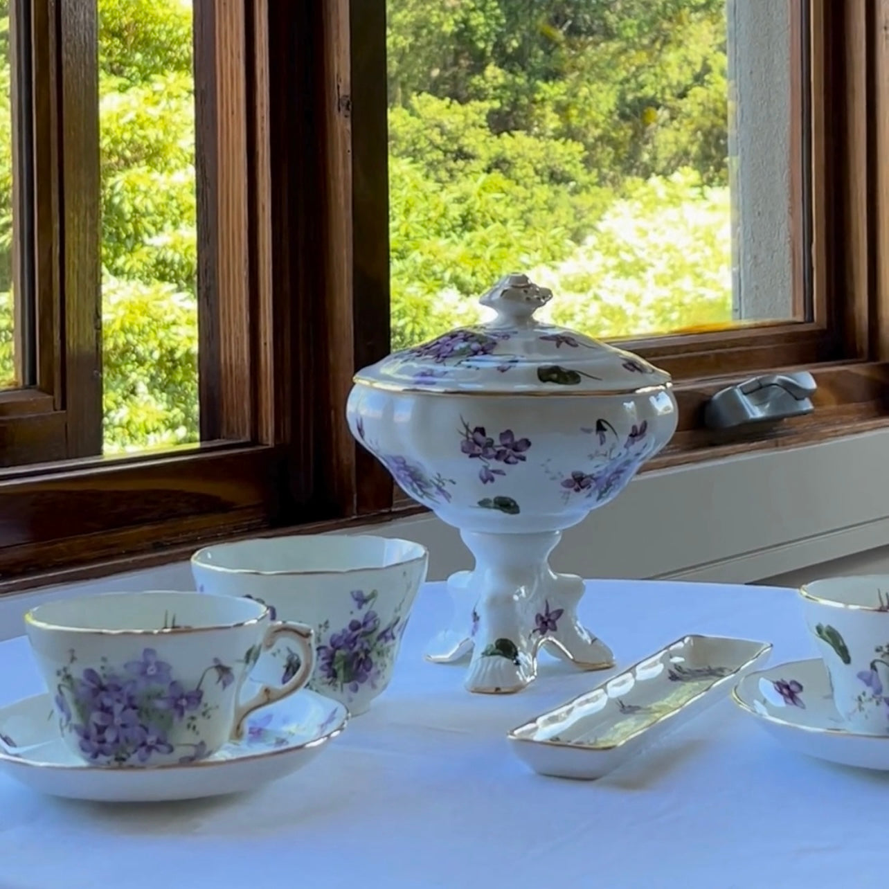 🏴ハマースレイ ヴィクトリアンバイオレット 蓋付きコンポート