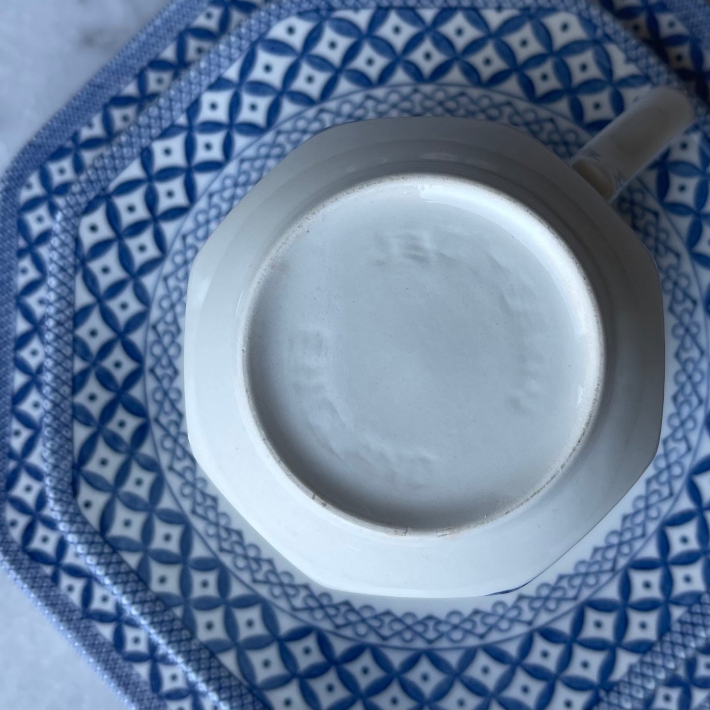 🇬🇧J&Gミーキン アイアンストーン ウィロー ティーカップ、ソーサー、サイドプレートのトリオ