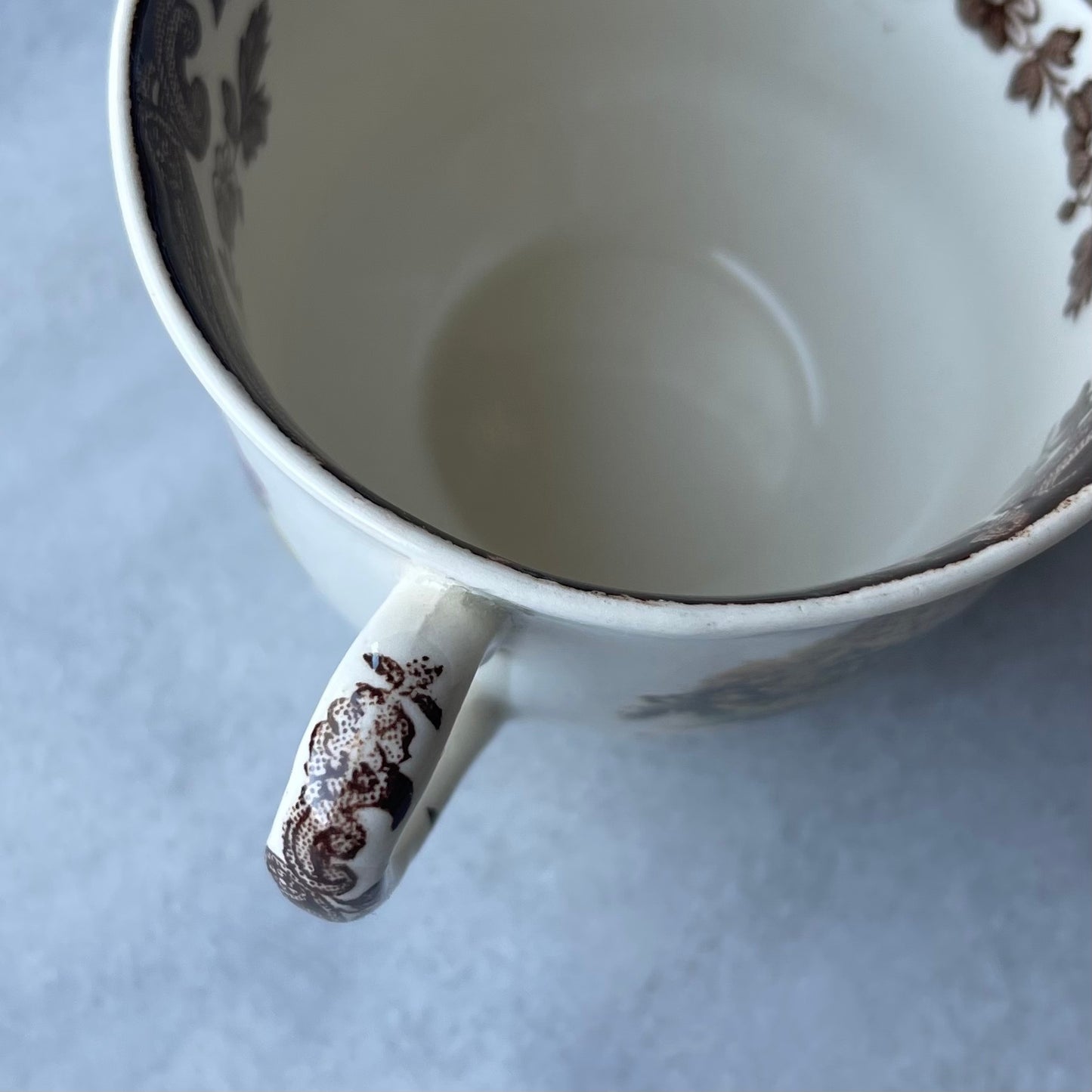 🇬🇧ロイヤルウースター パリッシー ゲームシリーズ ウズラ カップ、ソーサー、サイドプレートのトリオ