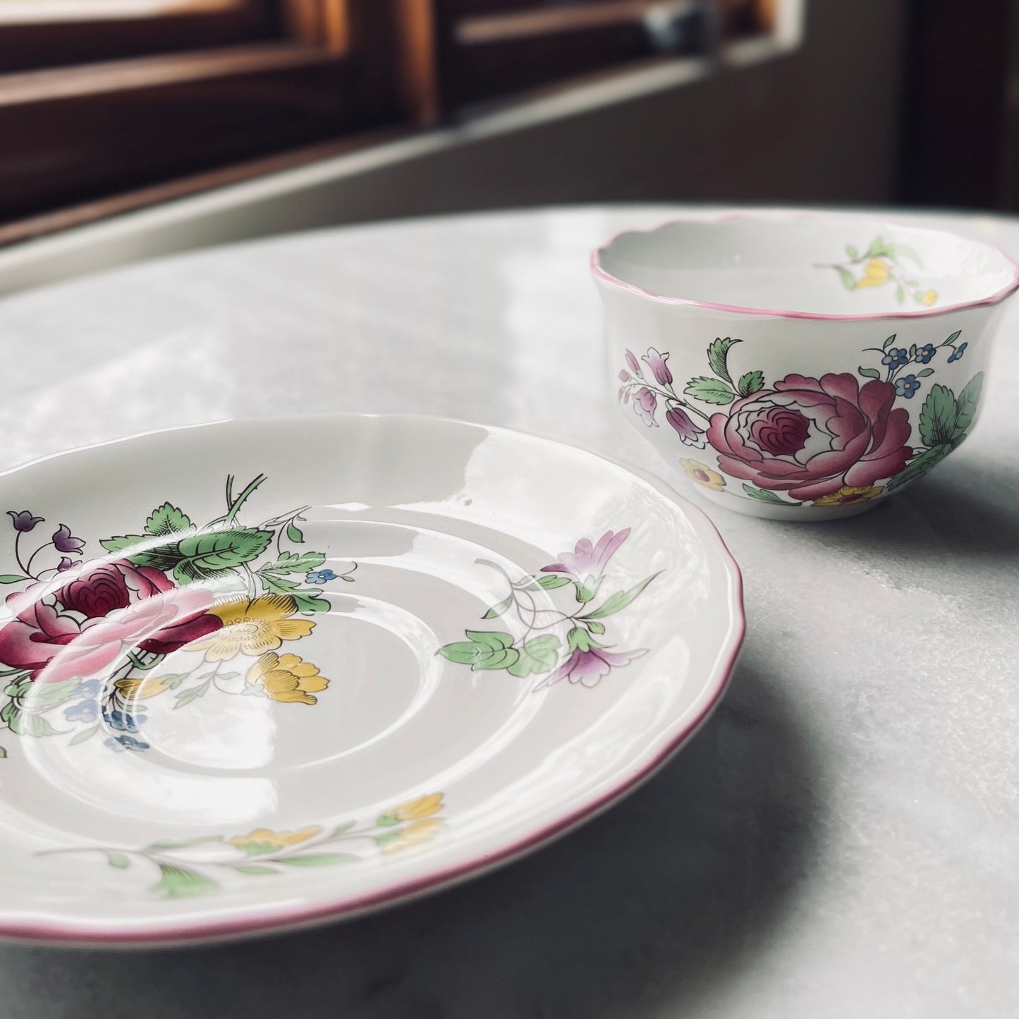 🏴スポード マールボロスプレー カップ&ソーサー デュオ