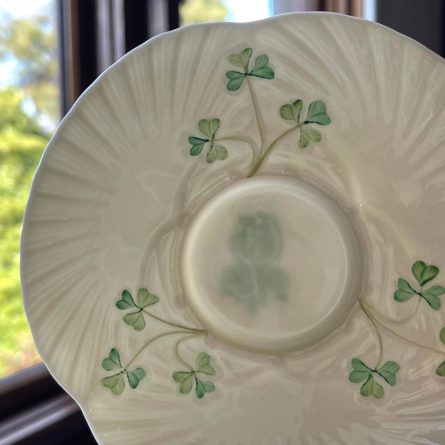 🇮🇪ベリーク シャムロック アイリッシュハープ形のハンドル デミタスカップ&ソーサー 2ndグリーンマーク