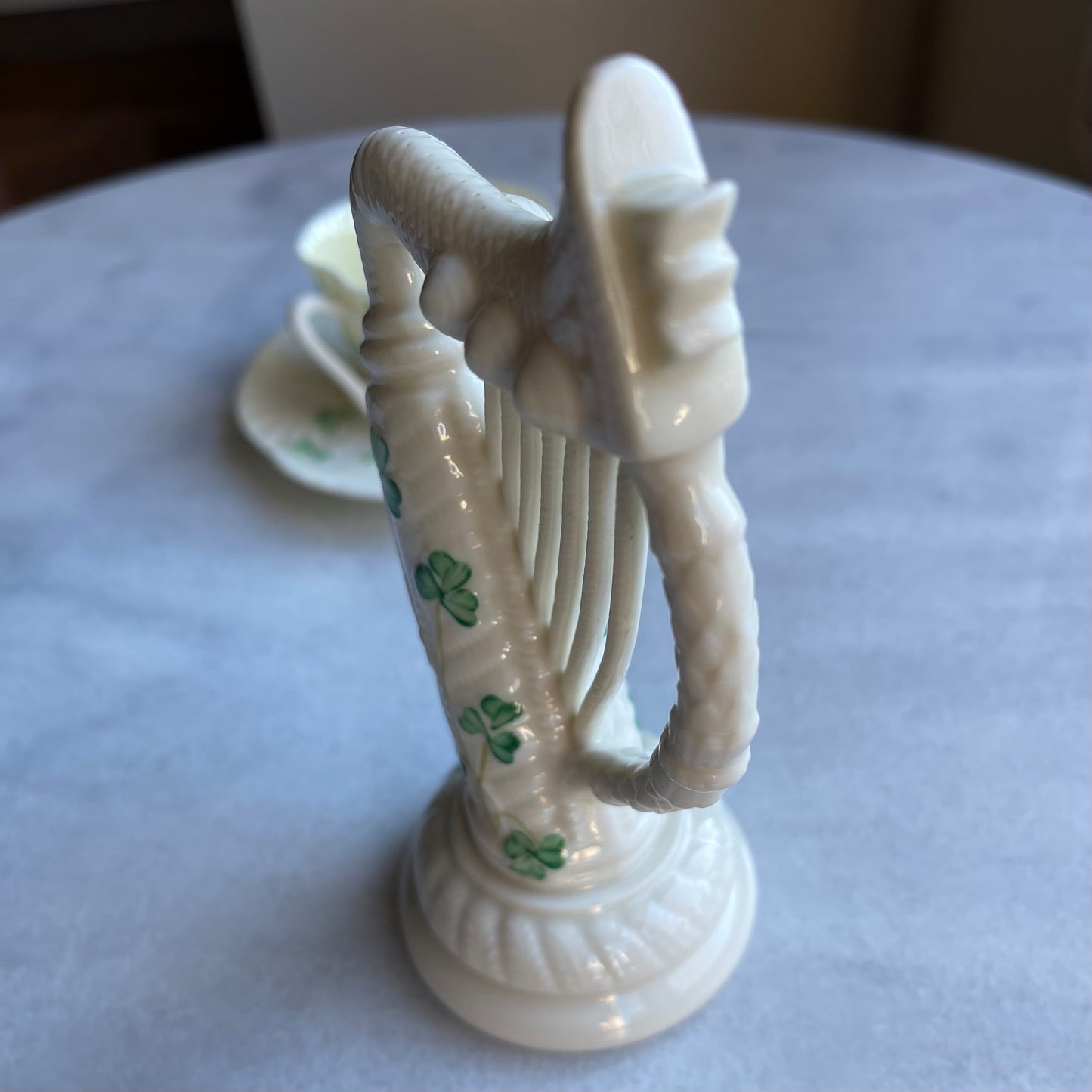 🇮🇪ベリーク シャムロック アイリッシュハープの置物 7thブラウンマーク