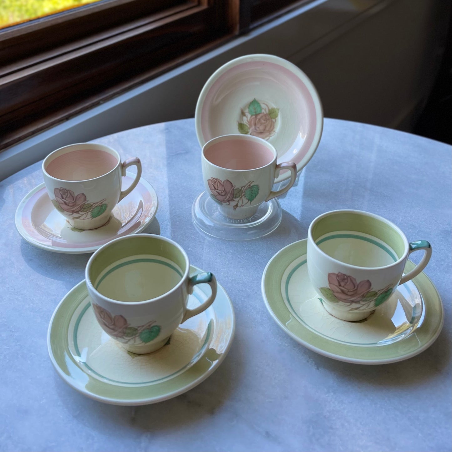 🇬🇧スージー・クーパー パトリシアローズ デミタスカップ&ソーサー