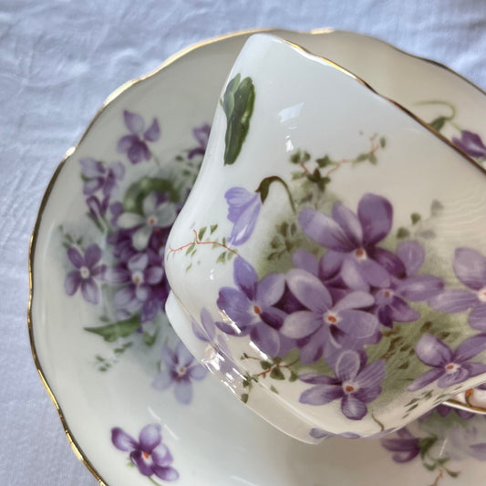 🏴ハマースレイ ヴィクトリアンバイオレット カップ&ソーサー
